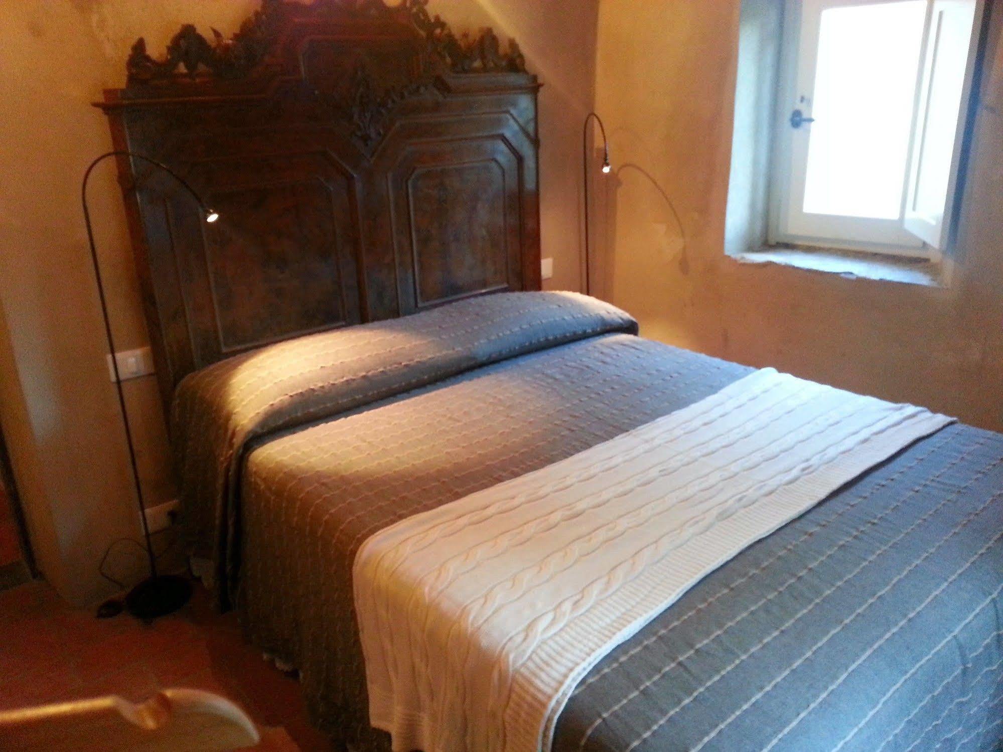 Casale Amati Country House Ortonovo Kültér fotó